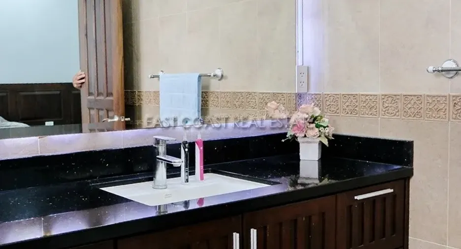Casa en venta de 2 habitaciones en Bang Saray, Pattaya