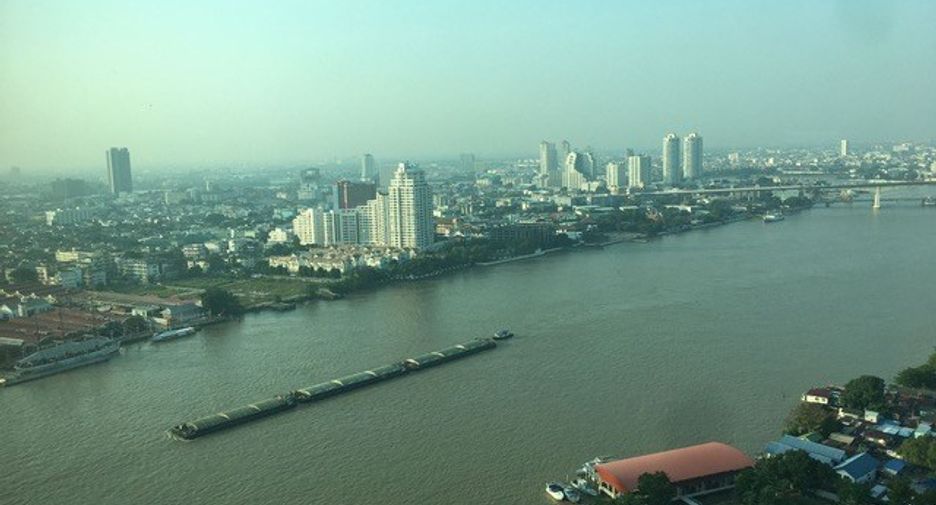 For sale 3 bedrooms condo in Khlong San, Bangkok