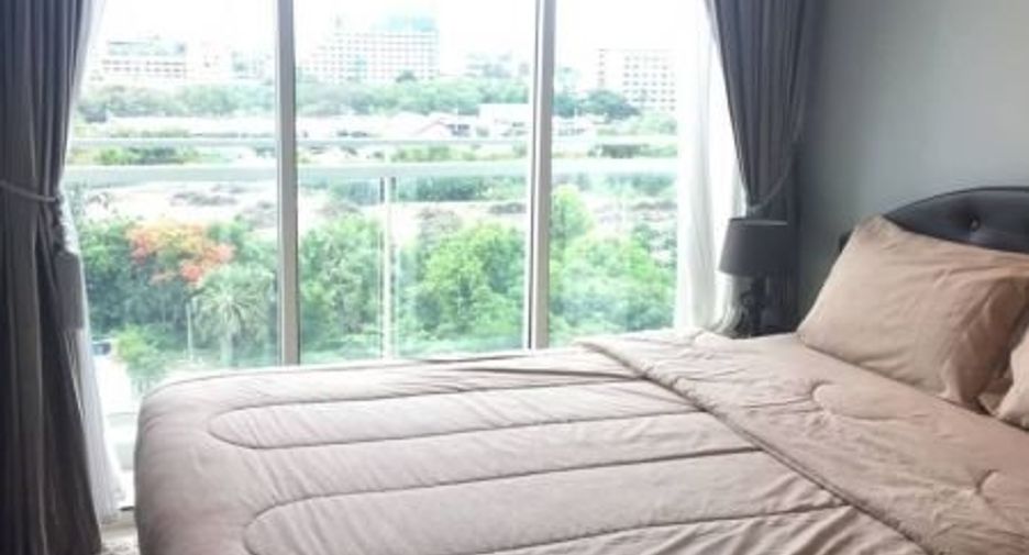 For rent 3 bedrooms condo in Bang Lamung, Chonburi