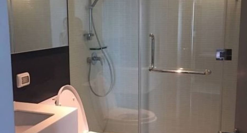 For rent 3 bedrooms condo in Bang Lamung, Chonburi