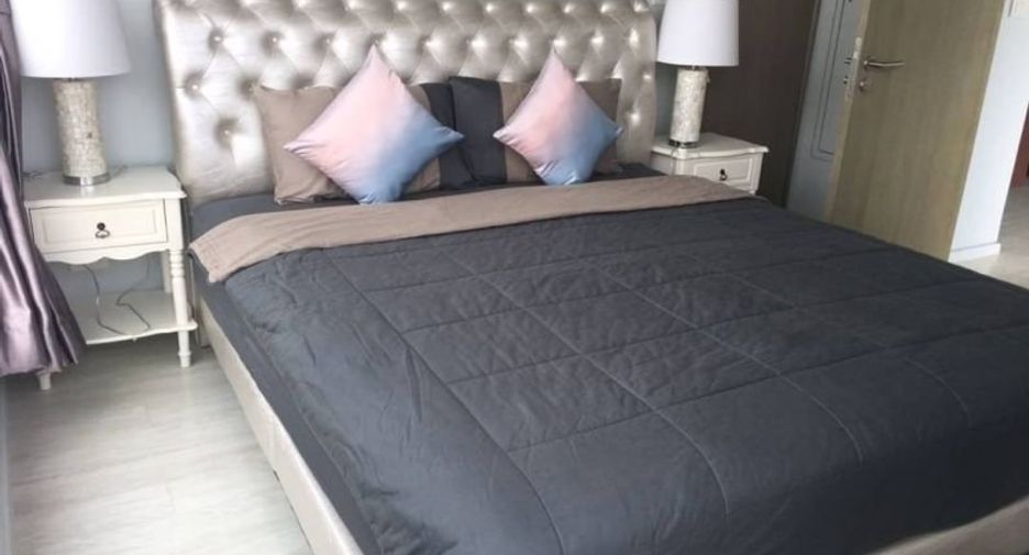 For rent 3 bedrooms condo in Bang Lamung, Chonburi