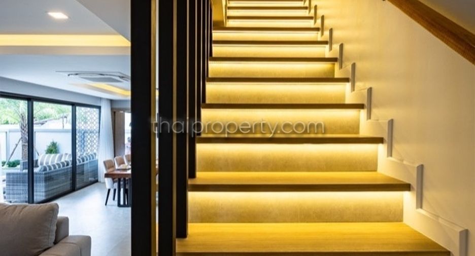 For sale 4 ベッドルーム house in South Pattaya, Pattaya