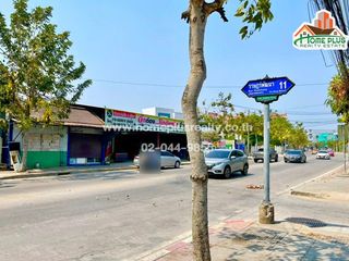 出售 土地 在 Saphan Sung, 曼谷