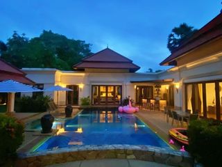 For rent 4 bedrooms villa in Mueang Phuket, Phuket