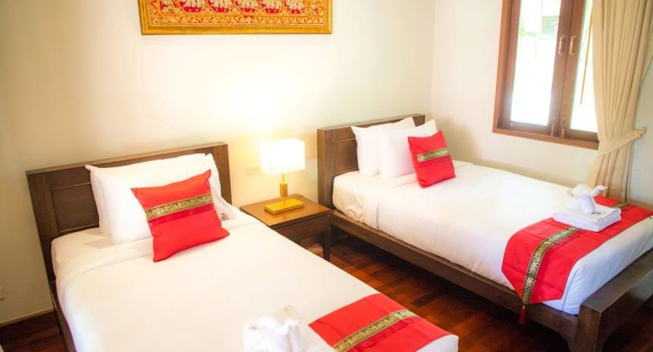 For rent 4 bedrooms villa in Mueang Phuket, Phuket