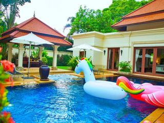 For rent 4 bedrooms villa in Mueang Phuket, Phuket