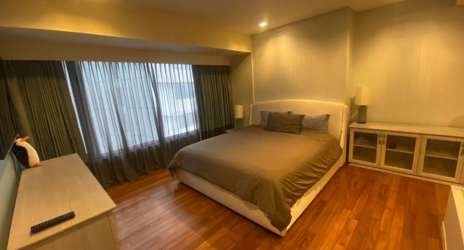 For sale 2 bed condo in Sathon, Bangkok