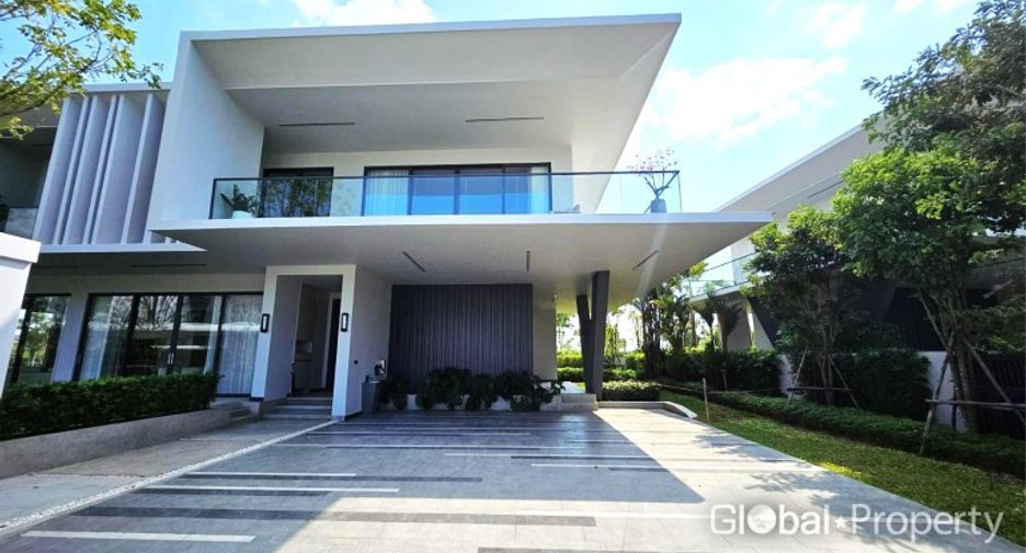 Haus zum Kauf mit 4 Zimmer in Bang Lamung, Chonburi