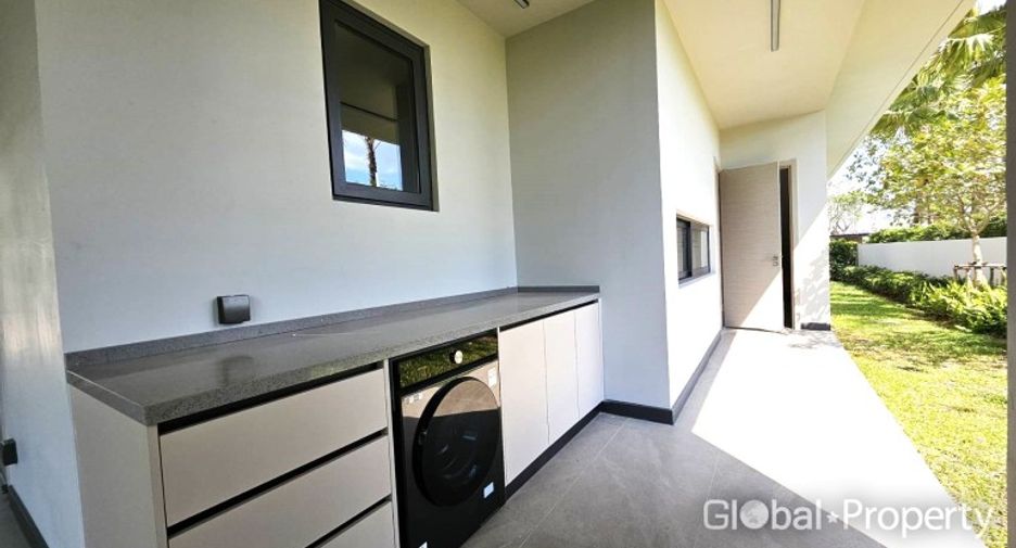 Haus zum Kauf mit 4 Zimmer in Bang Lamung, Chonburi