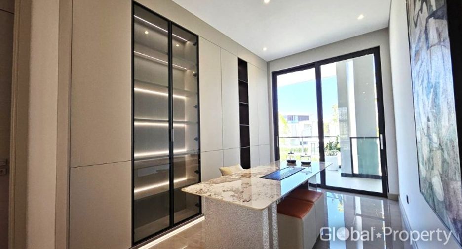 Haus zum Kauf mit 4 Zimmer in Bang Lamung, Chonburi