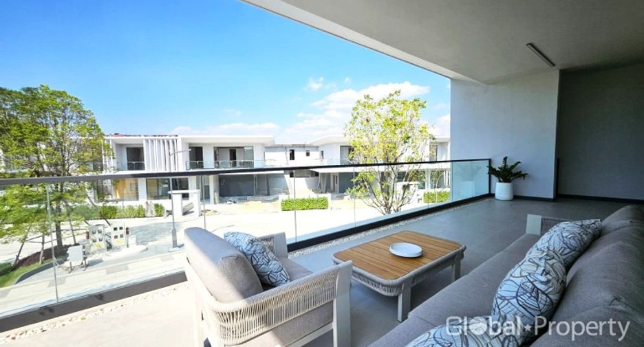 Haus zum Kauf mit 4 Zimmer in Bang Lamung, Chonburi