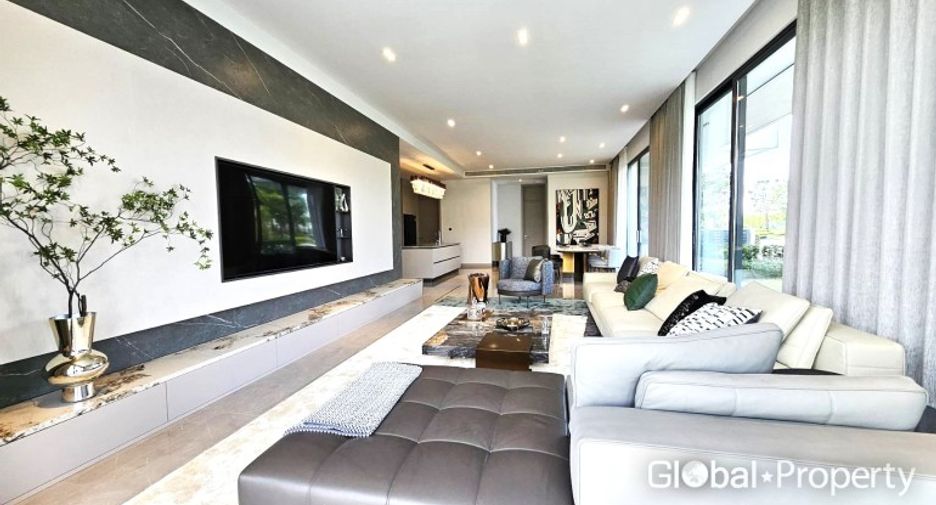 Haus zum Kauf mit 4 Zimmer in Bang Lamung, Chonburi