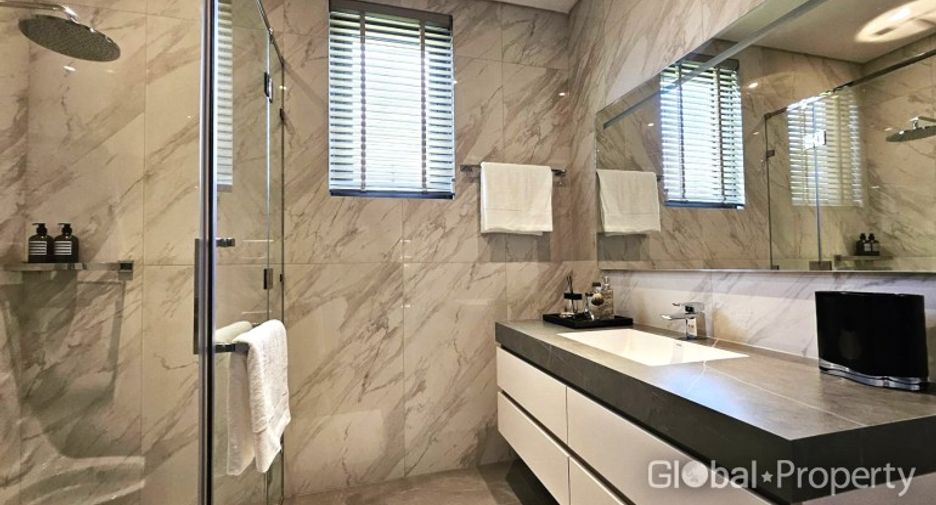 Haus zum Kauf mit 4 Zimmer in Bang Lamung, Chonburi