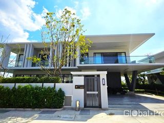 For sale 4 bedrooms house in Bang Lamung, Chonburi
