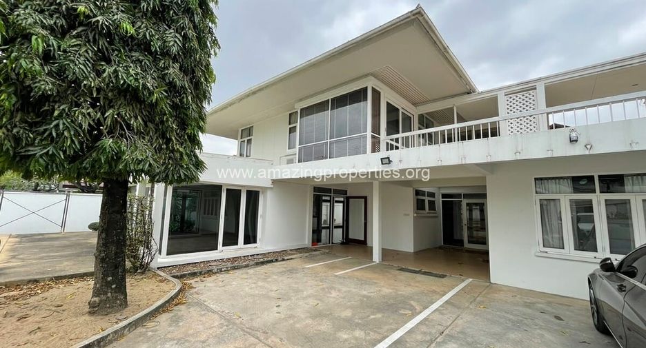 For rent 4 bed house in Ban Pong, Ratchaburi