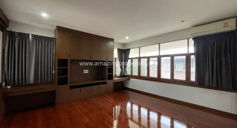 For rent 4 bed house in Ban Pong, Ratchaburi