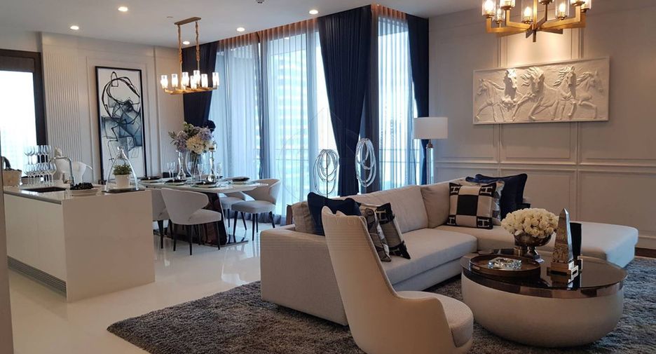 For sale 3 bed condo in Khlong Toei, Bangkok