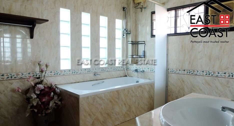 À vendre 5 chambres maison à East Pattaya, Pattaya