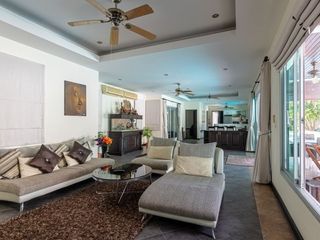 For rent and for sale 3 bedrooms villa in Mueang Phuket, Phuket