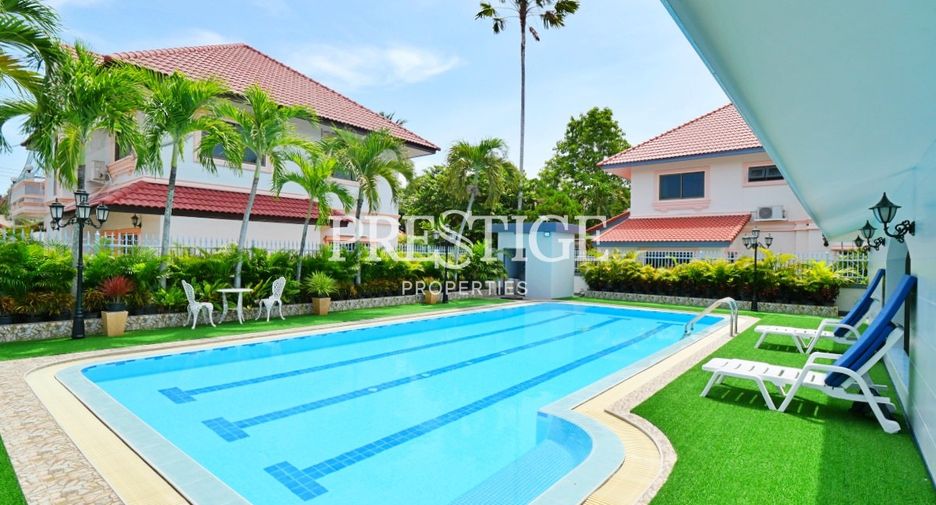 Haus zum Kauf mit 5 Zimmer in East Pattaya, Pattaya