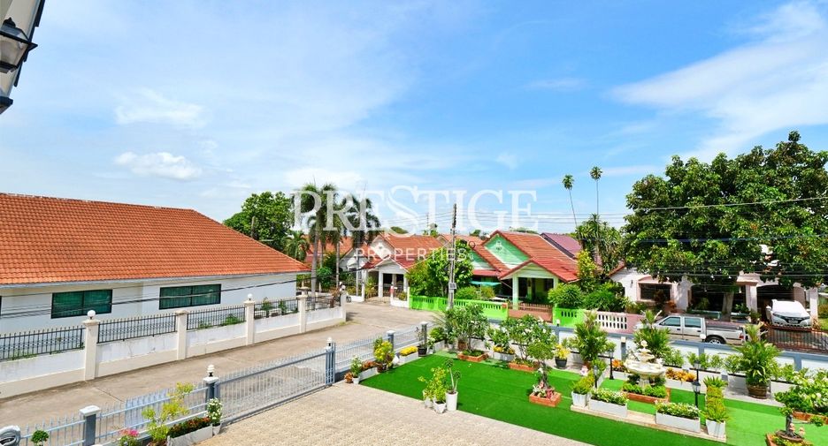 Haus zum Kauf mit 5 Zimmer in East Pattaya, Pattaya