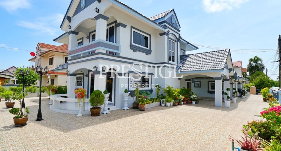 Haus zum Kauf mit 5 Zimmer in East Pattaya, Pattaya