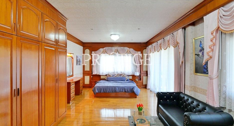 Haus zum Kauf mit 5 Zimmer in East Pattaya, Pattaya