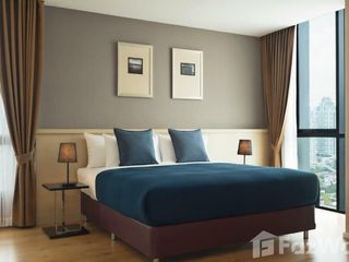 For rent 2 bed condo in Watthana, Bangkok