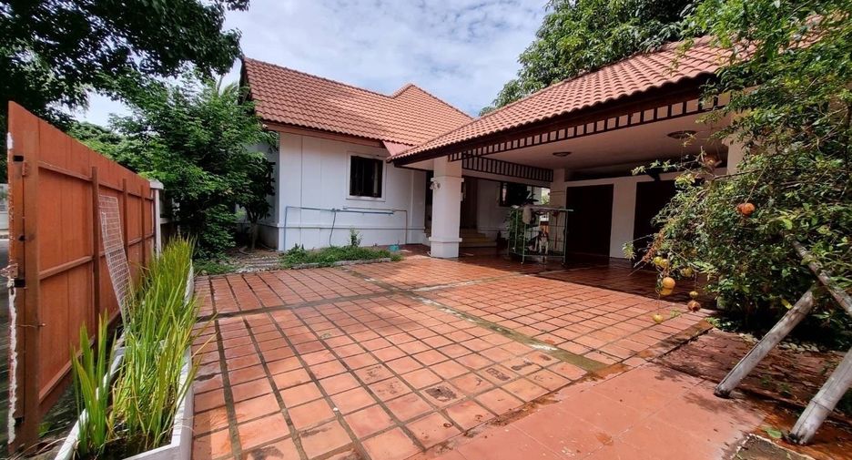 For sale 3 bed house in Hang Dong, Chiang Mai