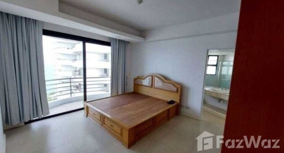 For rent 3 Beds condo in Pratumnak, Pattaya