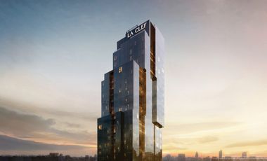 For sale 4 bed condo in Khlong Toei, Bangkok