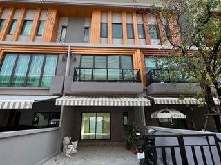 For rent 3 Beds townhouse in Prawet, Bangkok