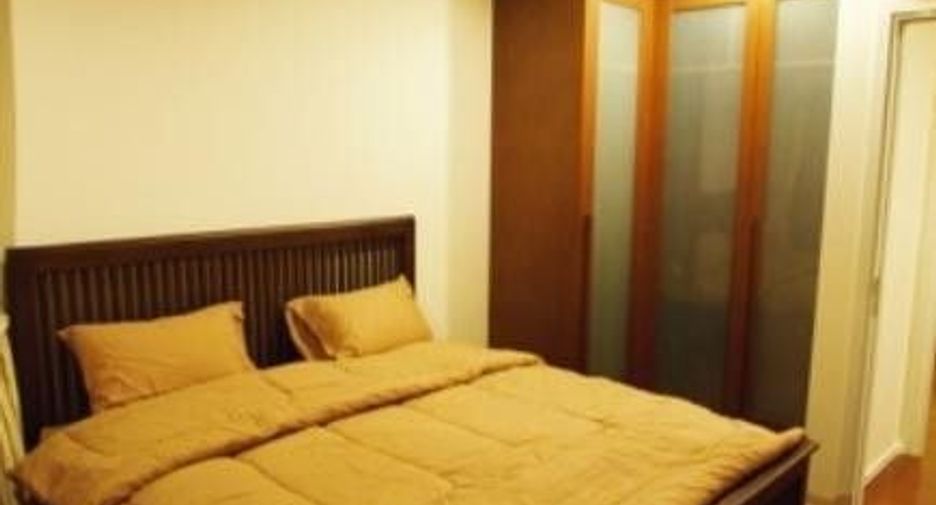 For rent 2 bed condo in Watthana, Bangkok