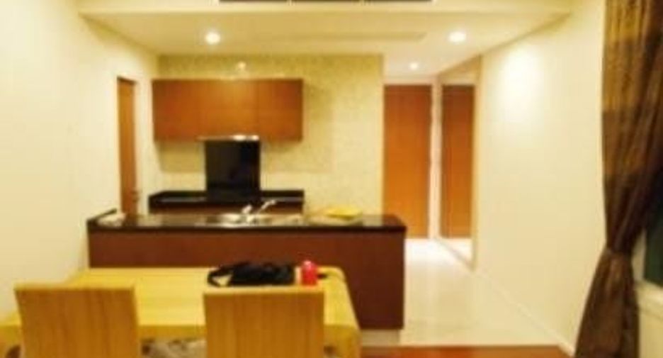 For rent 2 bed condo in Watthana, Bangkok