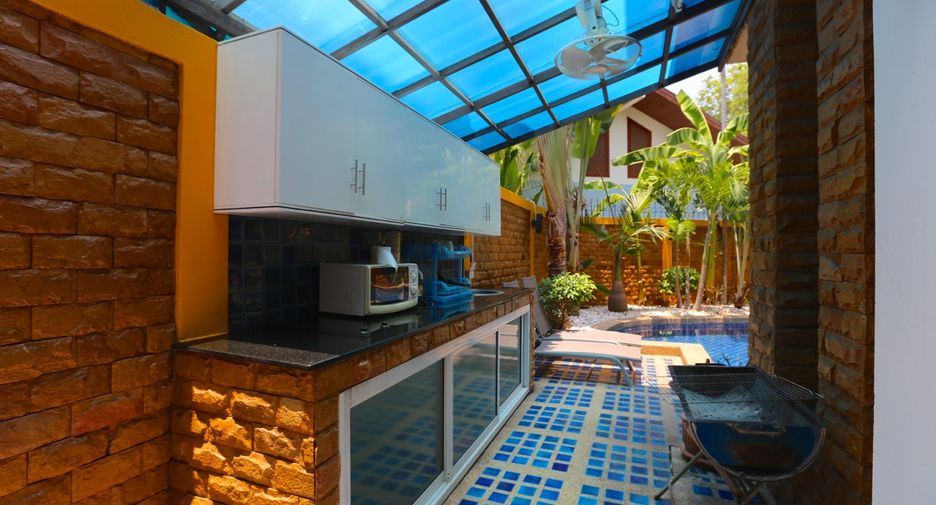 For rent 2 bedrooms house in North Pattaya, Pattaya