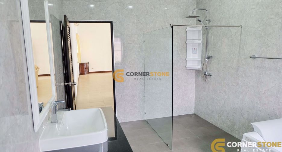 Haus zur Miete und zum Kauf mit 5 Zimmer in Bang Lamung, Chonburi