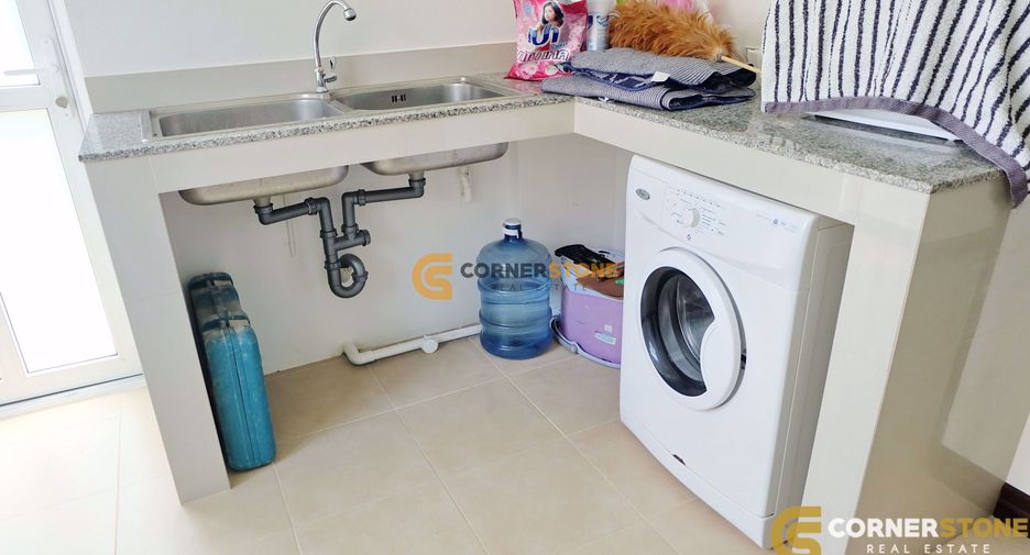 Haus zur Miete und zum Kauf mit 5 Zimmer in Bang Lamung, Chonburi