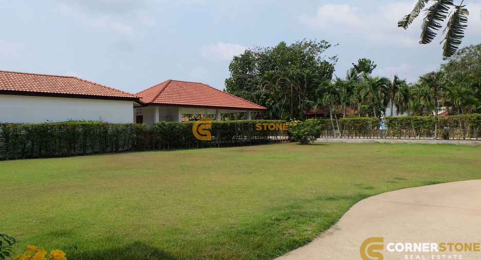 Haus zur Miete und zum Kauf mit 5 Zimmer in Bang Lamung, Chonburi