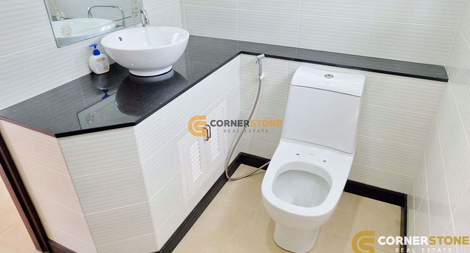Haus zur Miete und zum Kauf mit 5 Zimmer in Bang Lamung, Chonburi
