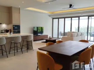 For sale 2 bed condo in Thalang, Phuket