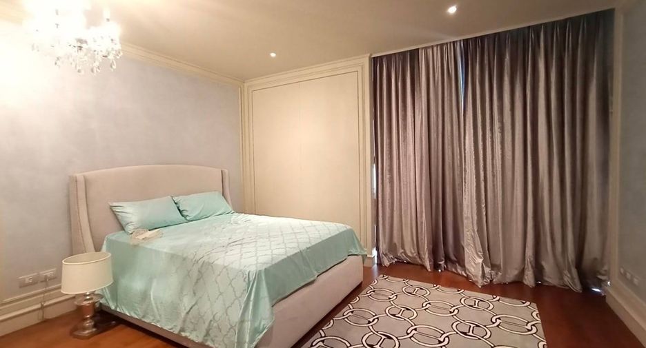 Condo en alquiler de 3 habitaciones en Pathum Wan, Bangkok