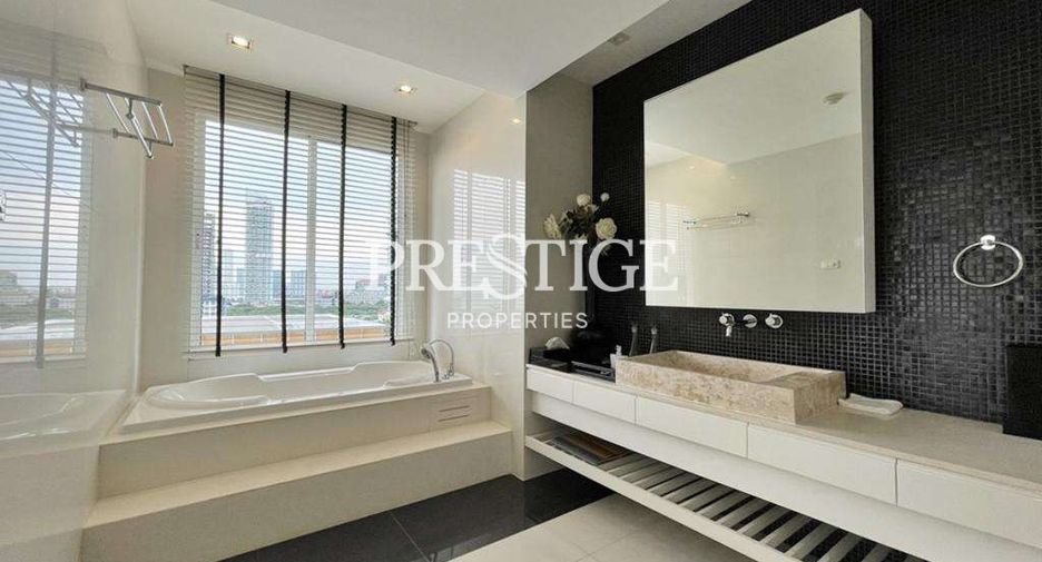 Condo en venta de 2 habitaciones en Bang Lamung, Chonburi