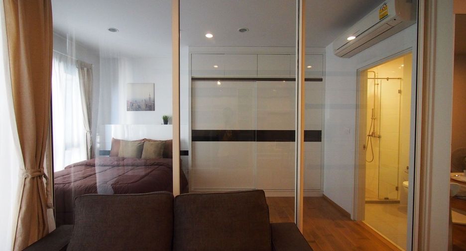 For sale studio condo in Phaya Thai, Bangkok