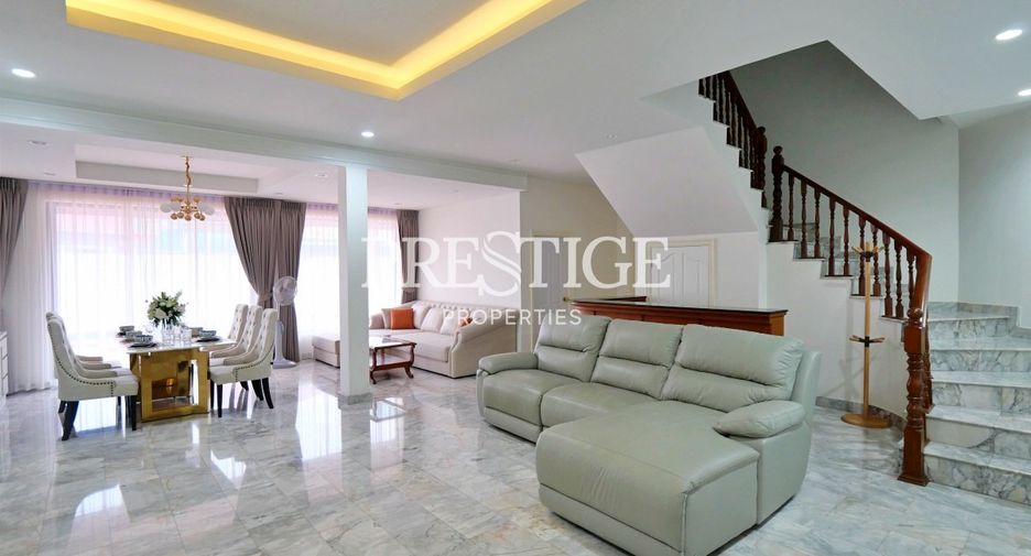 For sale 4 bed house in Central Pattaya, Pattaya