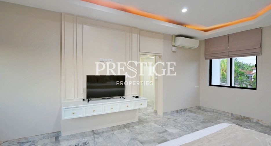 For sale 4 bedrooms house in Bang Lamung, Chonburi