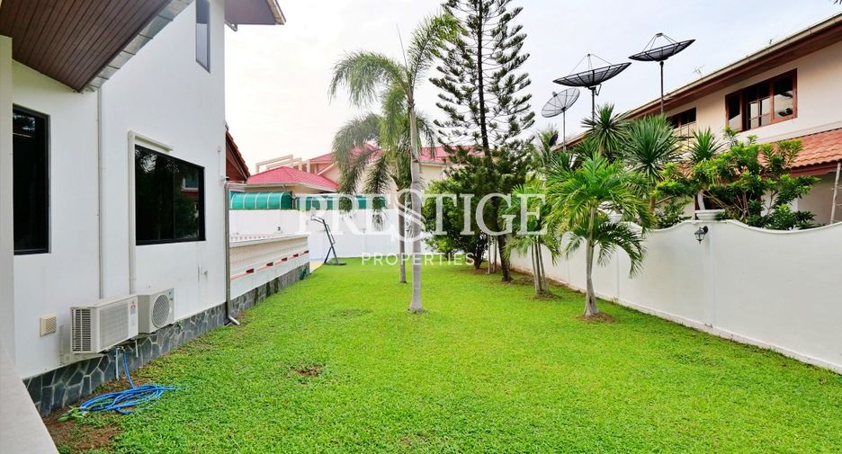 For sale 4 bedrooms house in Bang Lamung, Chonburi