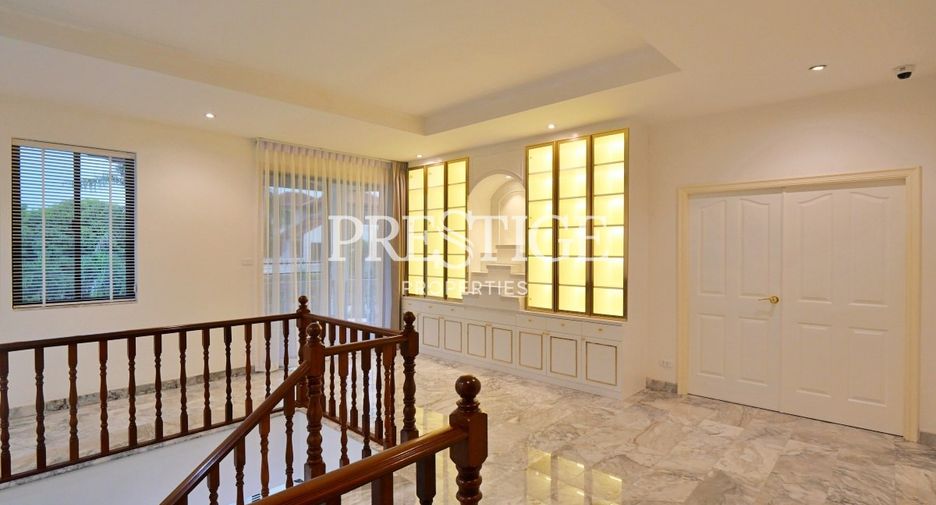 For sale 4 bedrooms house in Bang Lamung, Chonburi