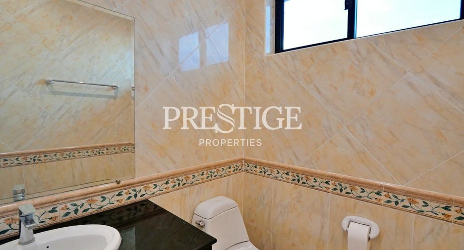 For sale 4 bedrooms house in Bang Lamung, Chonburi