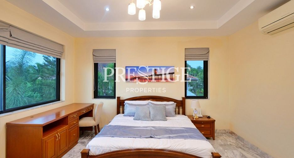 For sale 4 bedrooms house in Bang Lamung, Chonburi