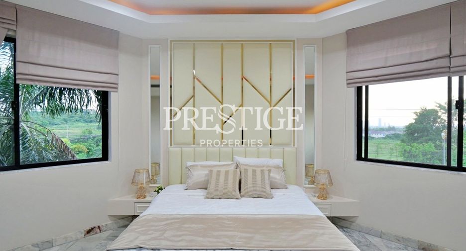 For sale 4 bedrooms house in Bang Lamung, Chonburi